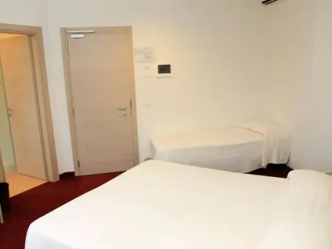 Park Hotel Italia - Photo 2