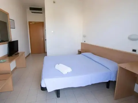 Piccolo Hotel - Photo 2