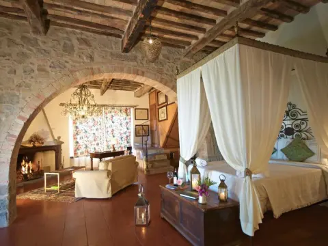 Pieve di Caminino Historic Farm - Photo 4