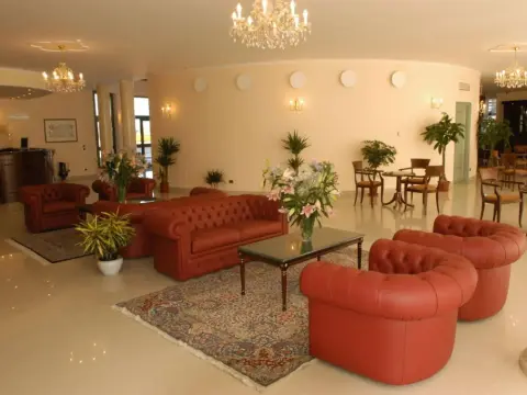 Pilgrim's Hotel - фото 2