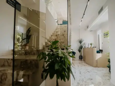 Poetica Boutique Sky Hotel - Photo 1