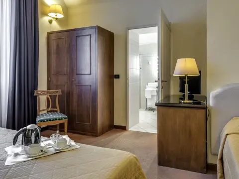 Privilege Hotel - Photo 3