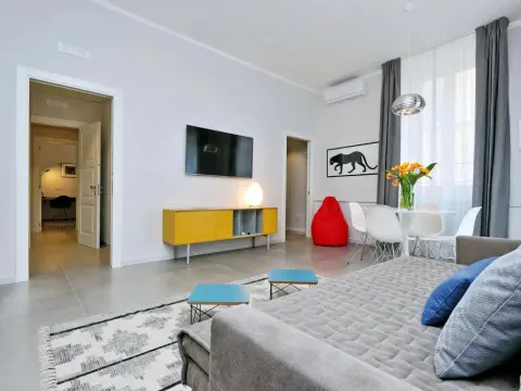 Propaganda Suites - Photo 3