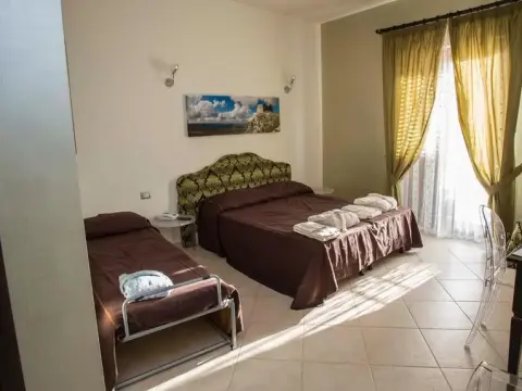 Regalpetra Hotel - Photo 2