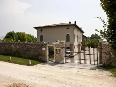 Relais Corte Guastalla - Photo 1