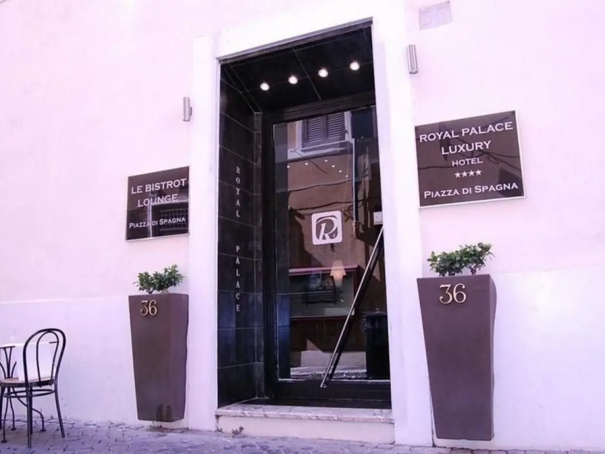 Royal Palace Luxury Hotel
