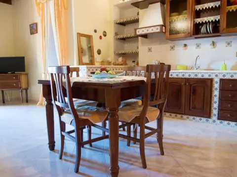Sabrina Suite - Photo 3