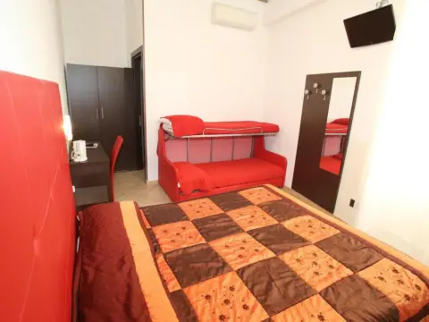 Sakura Inn Sanremo - Photo 1