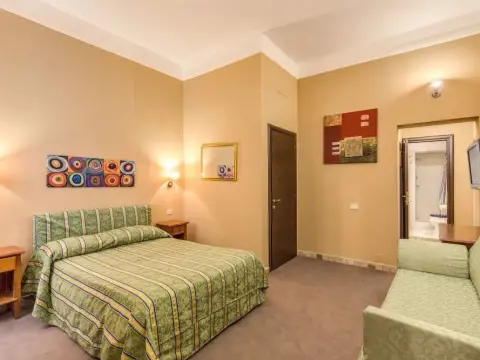 San Cosimato Inn - Photo 2