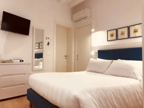 San Marco Design Suites - Photo 2