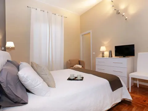 San Vito Suites - Photo 2