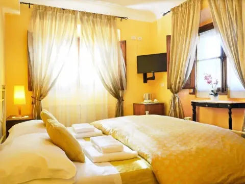 Sani Tourist House - Photo 3