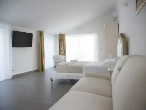 Santo Stefano Club - Photo 2