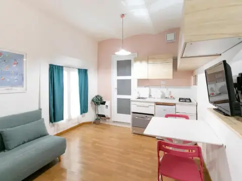 Saragozza Apartments - Photo 3