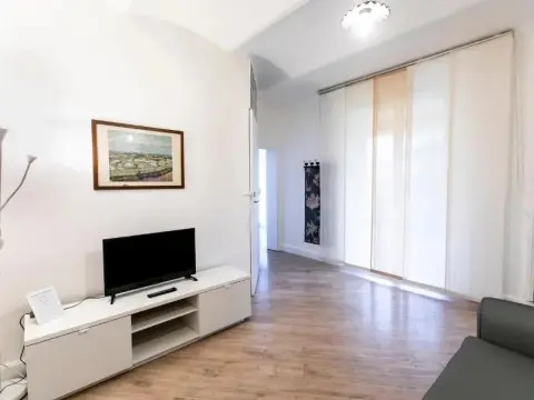 Saragozza Apartments - Photo 4