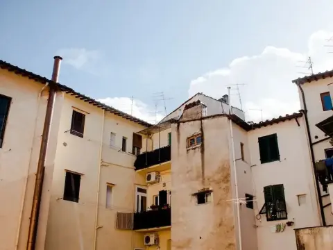 Serragli 31 - Photo 1