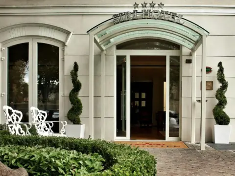 Siri Hotel - Photo 4