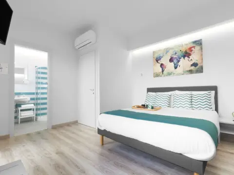 Sirocco Suites - Photo 2