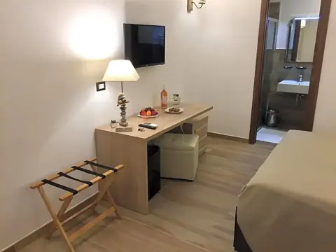 Sunset Bed & Breakfast - Photo 3