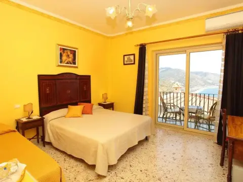 Taormina Al Bacio - Photo 4