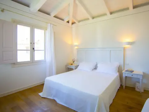 Tarthes Hotel - Photo 4