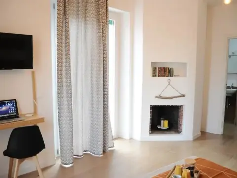 The Corner 180 Suite - Photo 2