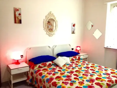 Top Suit Uno - Photo 3