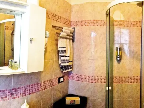 Top Suit Uno - Photo 4