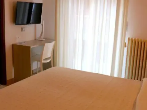 Tourist Hotel - Photo 1