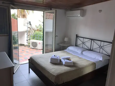 Town House Messina Paradiso - Photo 2