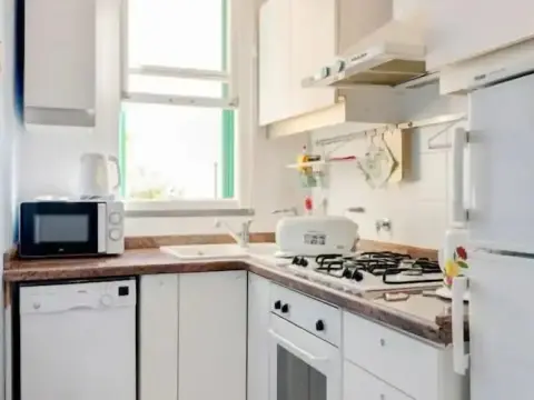 Two-Bedroom Apartment in Lerici (SP) - Photo 4