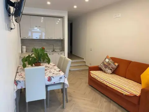 Vacation Home Ground Floor at 200 Meters to Beach! - Foto 2