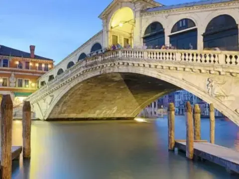 Venice Rainbow Rialto Hotel - Photo 2