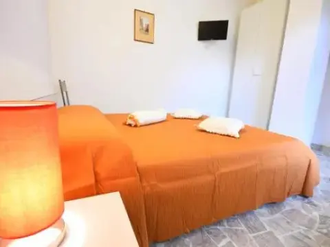 Via Imperia - Photo 3