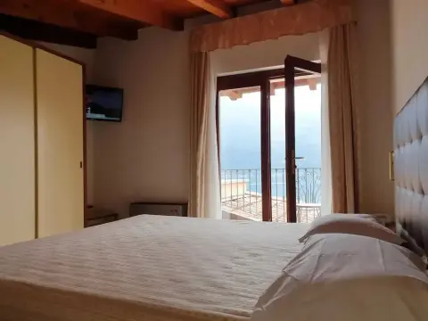 Villa Belvedere Hotel - фото 2