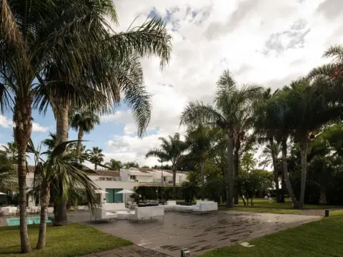 Villa Carlino House - Photo 3