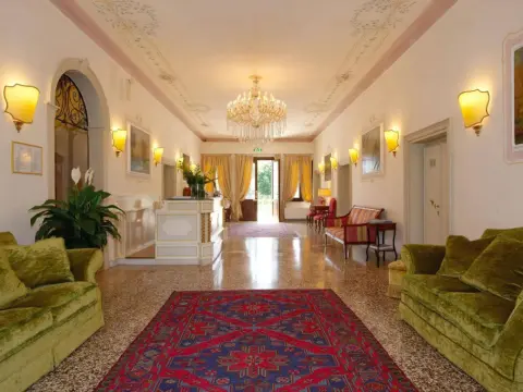 Hotel Villa Contarini Nenzi - Photo 2
