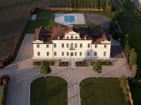 Villa Cornaro Tourist Suites - Foto 1
