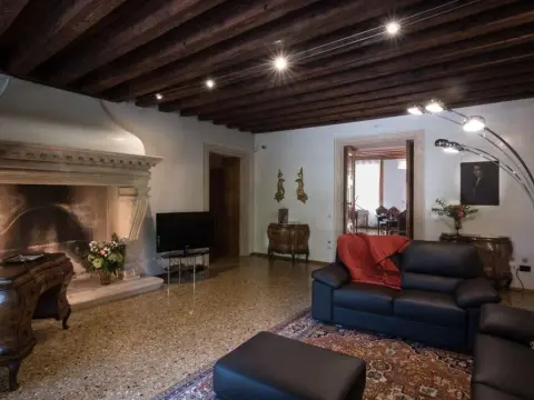 Villa Curti - Photo 2