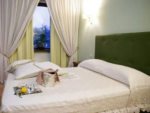 Villa Floridiana - Photo 3