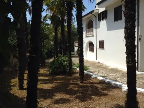 Villa Lama By Artemide - Home Restaurant Guest House - Photo 1