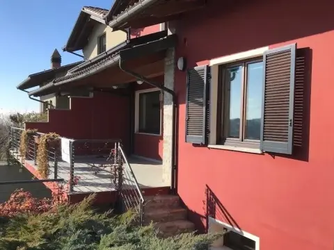 Villa Langa - Photo 1