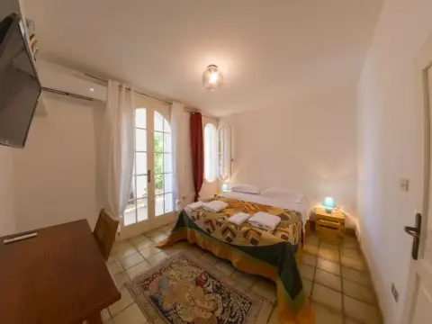 Villa Petra Leucon - Photo 3