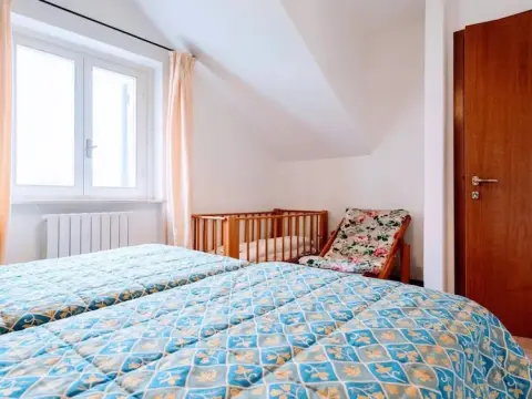 Villa Vallocchia - sleeps 18. Exclusive pool/grounds. Spoleto 10 mins. Rome 1 hr - Photo 3