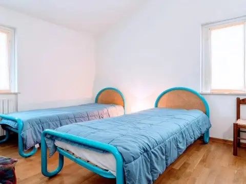 Villa Vallocchia - sleeps 18. Exclusive pool/grounds. Spoleto 10 mins. Rome 1 hr - Photo 4