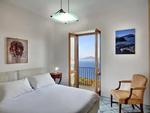 Villa Vesuvio - Luxury and Beauty - Photo 3