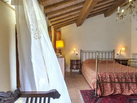Villa With 5 Bedrooms in Arezzo, With Private Pool, Furnished Terrace - Photo 4
