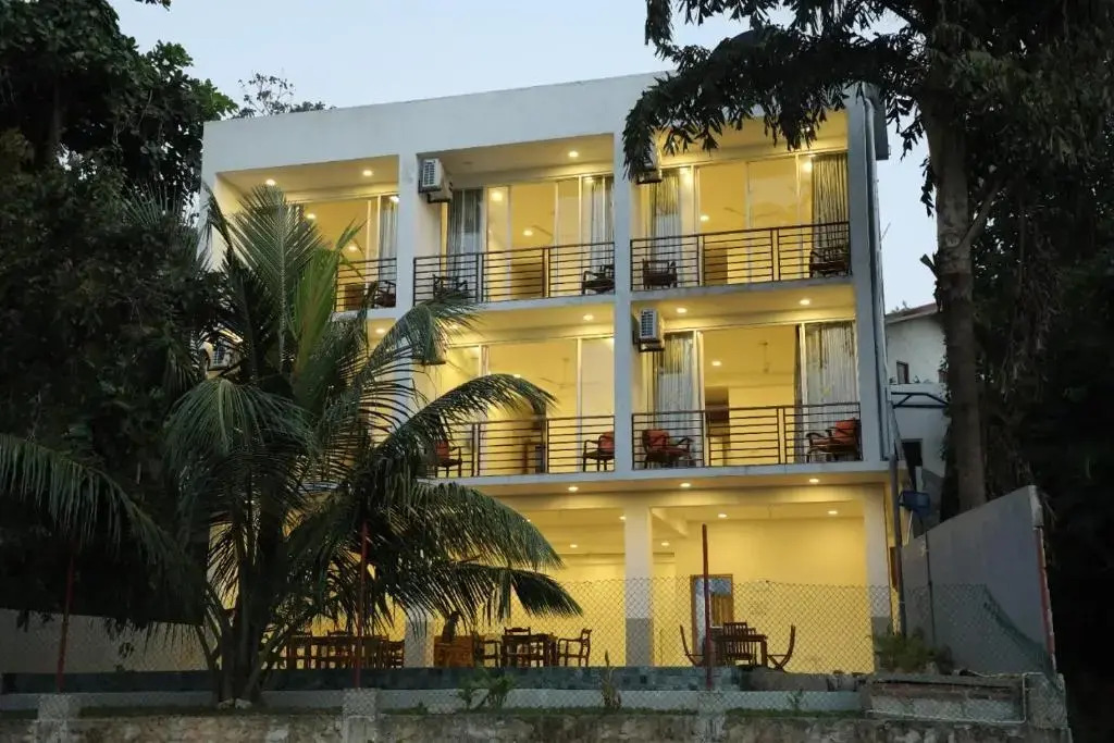 Green Edge Villa