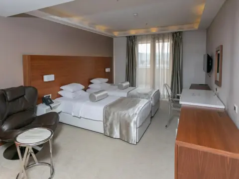 Hotel Aurel - Foto 2
