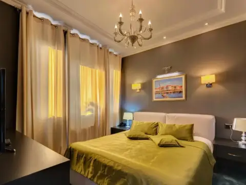 Hotel Astoria - Photo 3